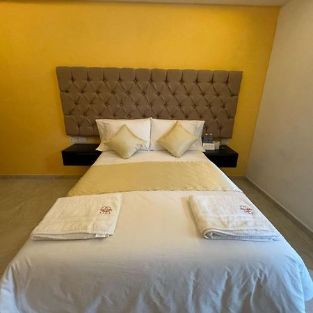 Oyo Hotel Familiar Tollan Cholula Dış mekan fotoğraf