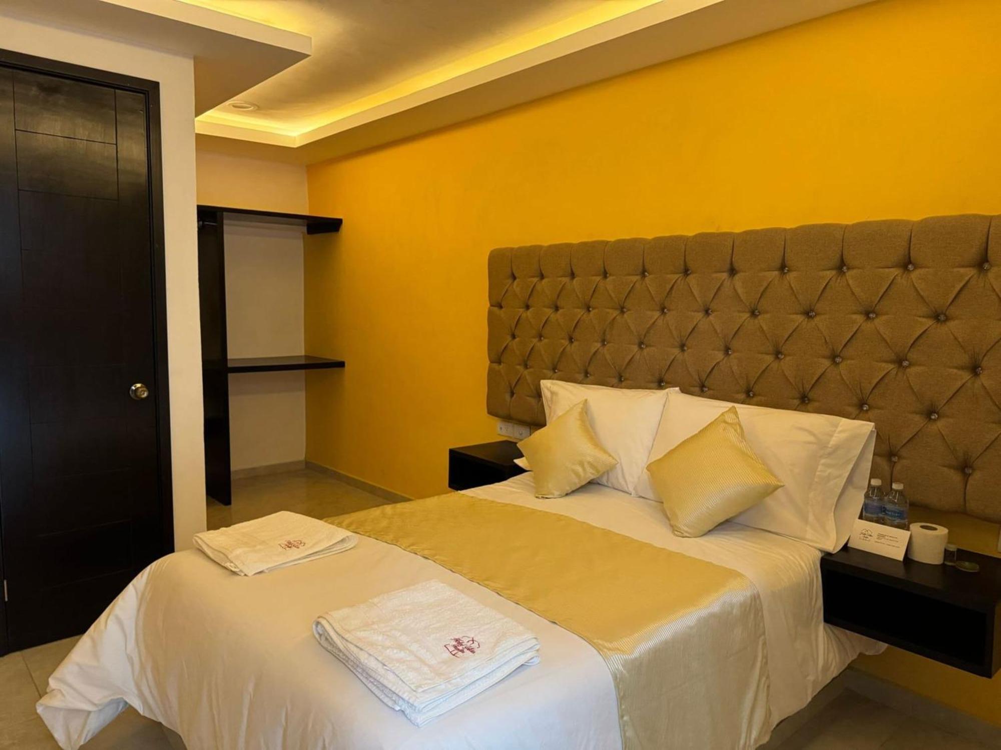 Oyo Hotel Familiar Tollan Cholula Dış mekan fotoğraf