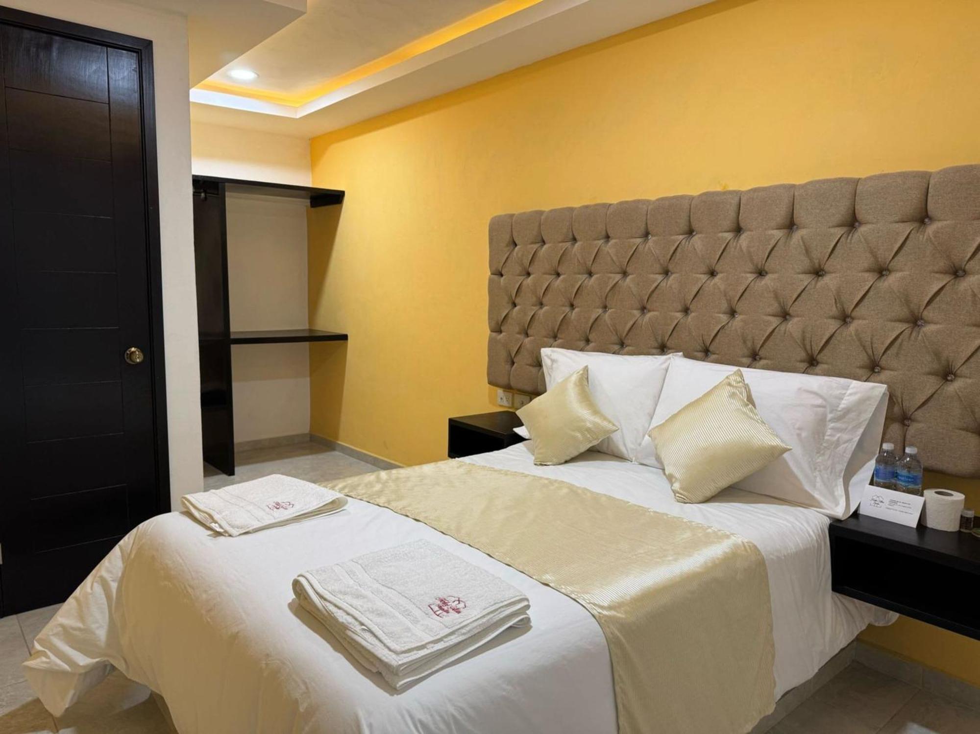 Oyo Hotel Familiar Tollan Cholula Dış mekan fotoğraf
