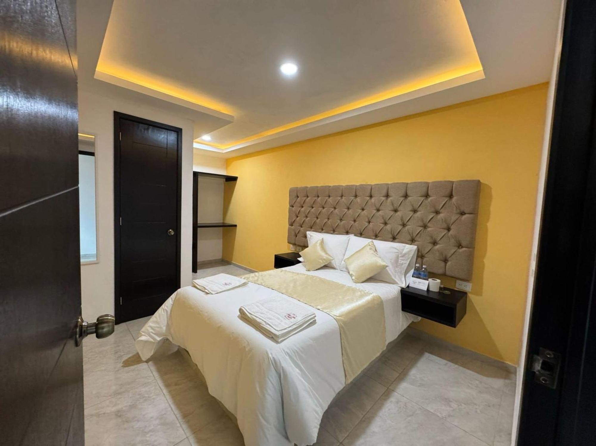 Oyo Hotel Familiar Tollan Cholula Dış mekan fotoğraf